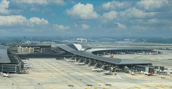 2023成都半年航空客流量统计数据：完成旅客吞吐量3